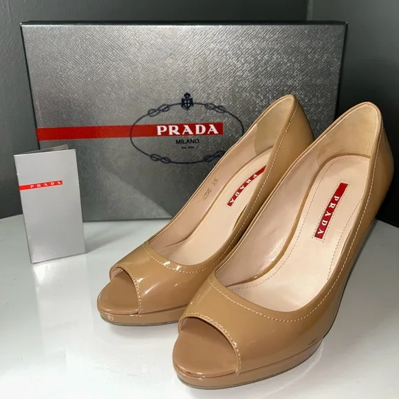 Vintage Prada Espadrilles Nude Patent Leather Peep-Toe Wedges size 36.5