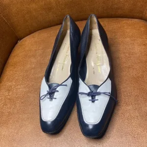 Vintage Salvatore Ferragamo Boutique Black &amp; White Spectator Classic Pum…