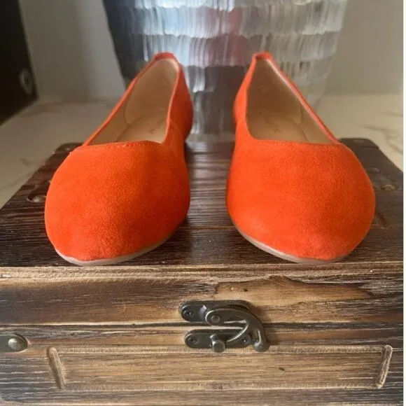 Violet &amp; Red Windsor Ballet Suede Flats in Orange-Red