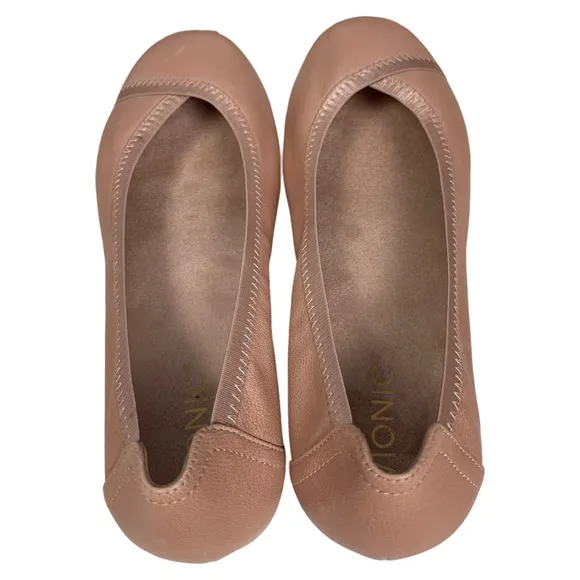 Vionic Caroll slip on Leather Ballet Flats