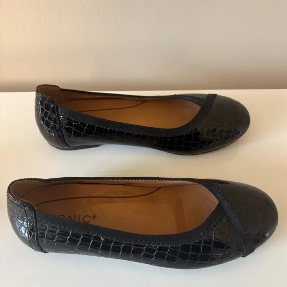 Vionic Spark Caroll Ballet Flat Black Snakeskin Leather Slip On Women’s Size 6