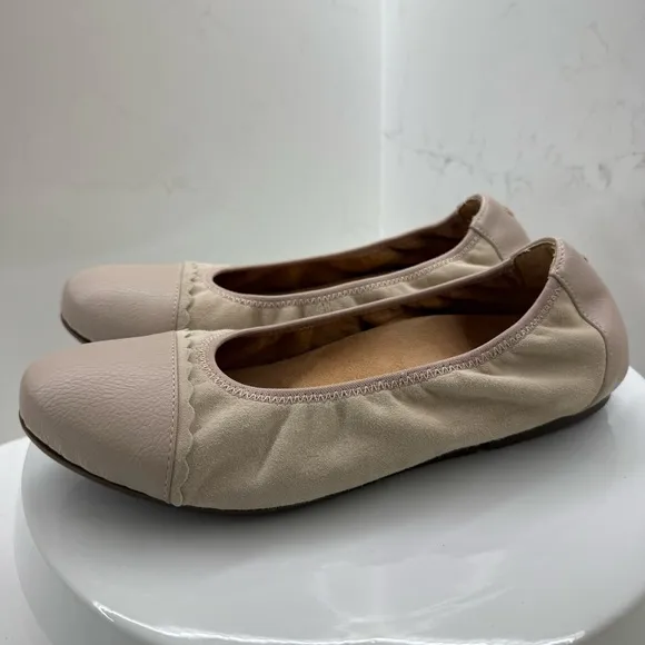 Vionic Tina Leather and Suede Ballet Flats Size 8 (Wide)