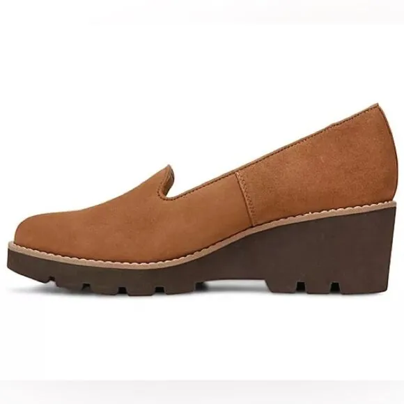 VIONIC Women’s Water Repellent Suede Willa Wedges in the Size 9.5M in Toffee