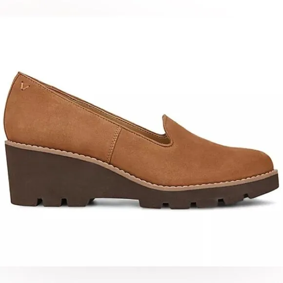 VIONIC Women’s Water Repellent Suede Willa Wedges in the Size 9.5M in Toffee