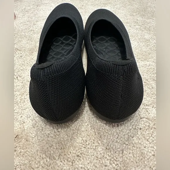 Vivaia Claire Black Round-Toe Flats size 42 NEW