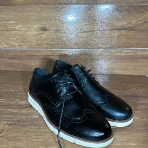 Vostey men’s leather dress shoes size 7