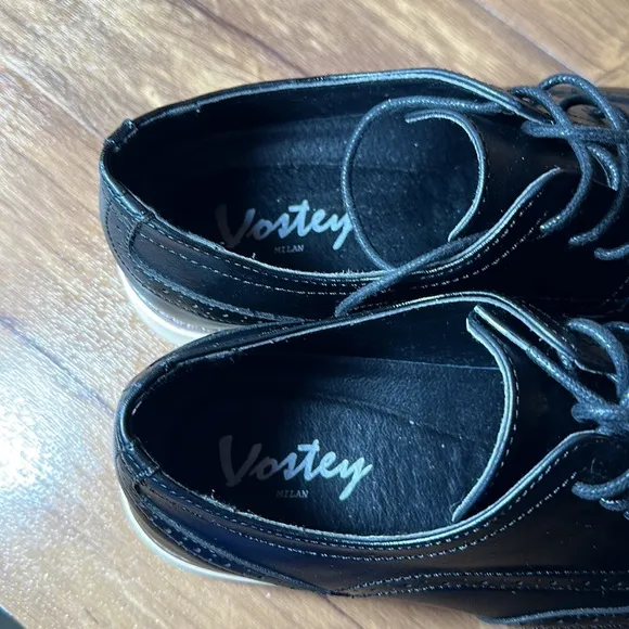 Vostey men’s leather dress shoes size 7
