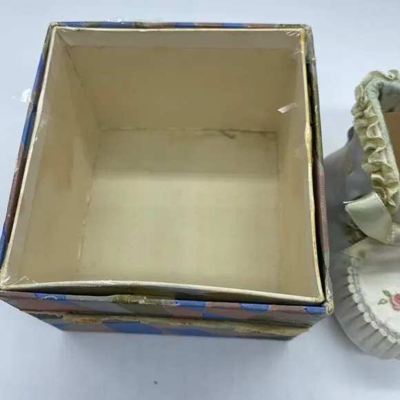 Vtg 1960s Baby Shoes Moccasins Soft Leather Hand-Embroidered Floral Design