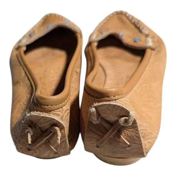 Vtg 1970s Cherokee Tan Tooled Leather Turquoise Studded Moccasin Flats Sz 8.5