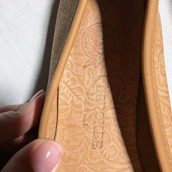 Vtg 1970s Cherokee Tan Tooled Leather Turquoise Studded Moccasin Flats Sz 8.5