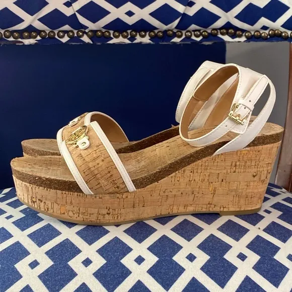 White cork Tommy Hilfiger ankle strap platforms cork wedges heeled sandals Sz 10