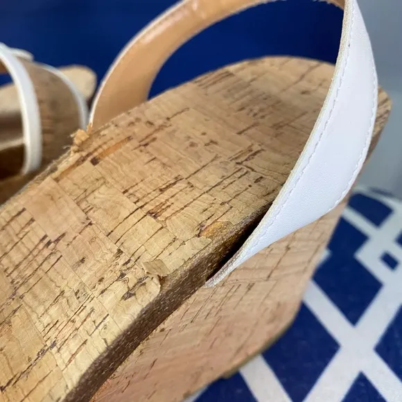 White cork Tommy Hilfiger ankle strap platforms cork wedges heeled sandals Sz 10