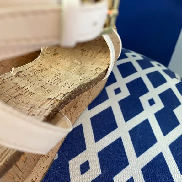 White cork Tommy Hilfiger ankle strap platforms cork wedges heeled sandals Sz 10