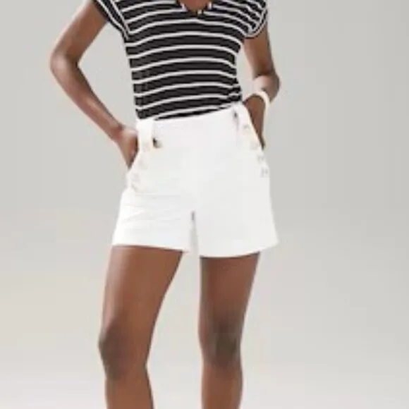 WHITE HOUSE BLACK MARKET SAILOR BUTTON TRIM WHITE SHORTS RESORT VACATION NWT 2