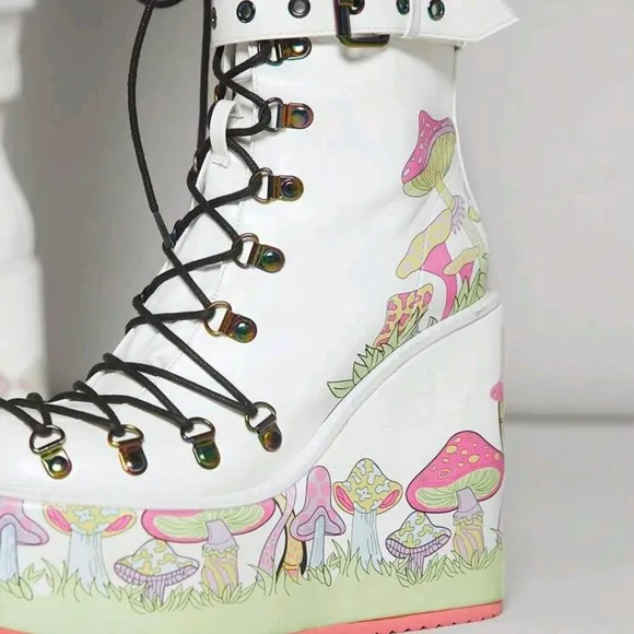 White Mushroom Print Lace-Up Wedge Boots