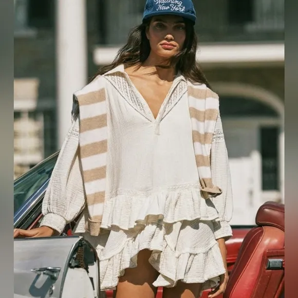 Witness The Fitness Into The Blue Crop Top Sweater Ivory Combo XLarge NWT 108.00