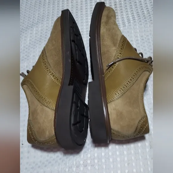 WOLVERINE EUC MENS SZ 9.5 DURASHOCK SUEDE LEATHER SADDLE OXFORD SHOES