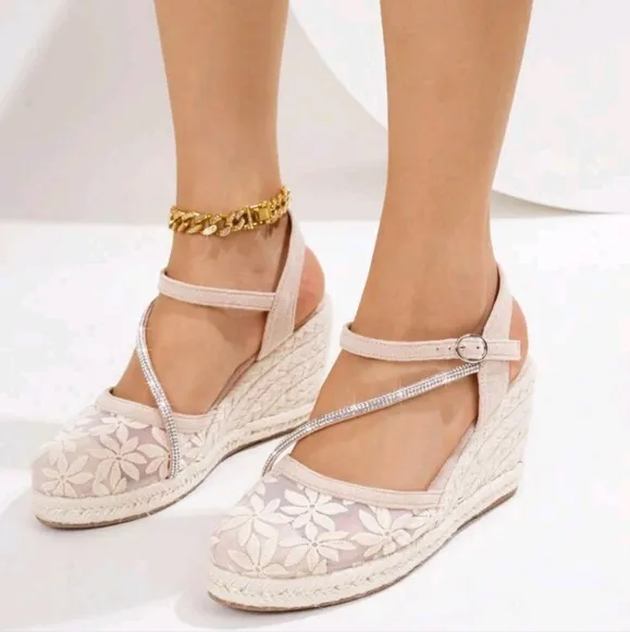 Women Comfortable Non-Slip Rhinestone Embellished Apricot Wedges Platform Sandal