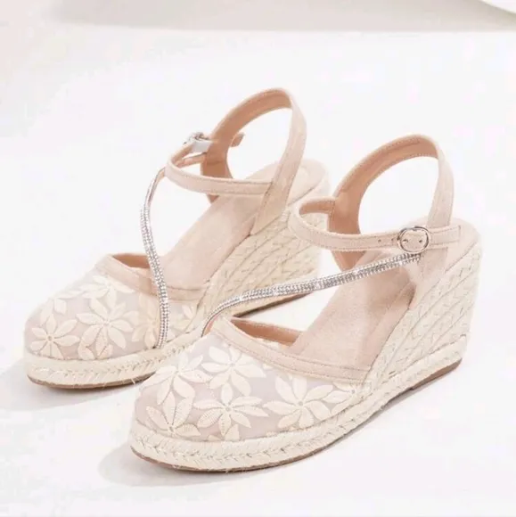 Women Comfortable Non-Slip Rhinestone Embellished Apricot Wedges Platform Sandal