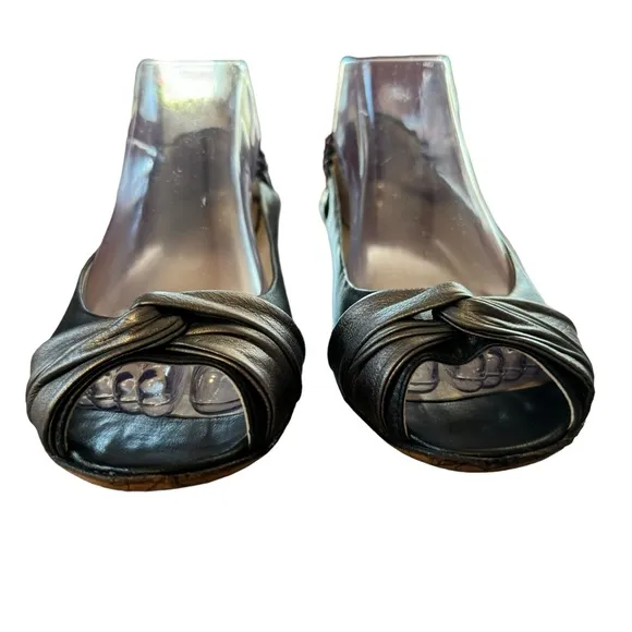 Womens AGL Size 40.5 US 10.5 Black/Gray Buttery Soft Leather Open Toe Low Wedges