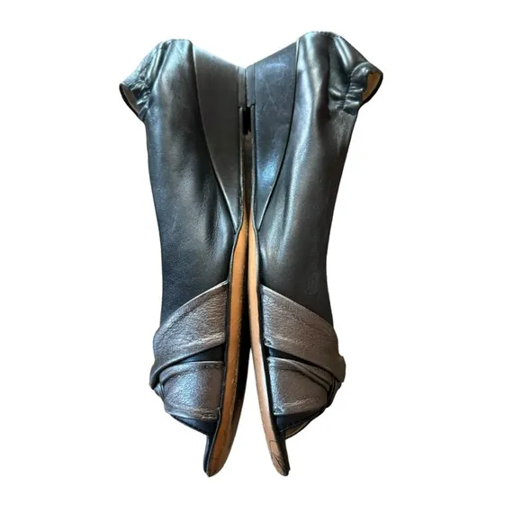 Womens AGL Size 40.5 US 10.5 Black/Gray Buttery Soft Leather Open Toe Low Wedges