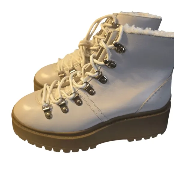 Women's Bone white Lace-Up Leather Boots