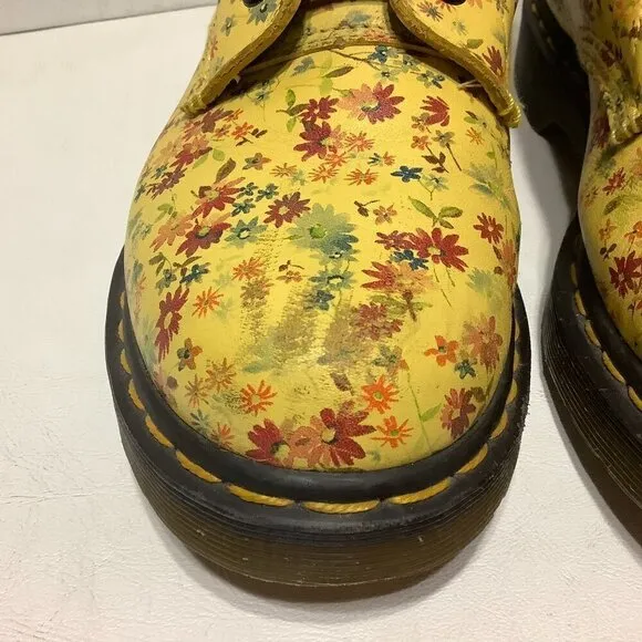 Women's Dr. Doc Martens Air Wair Yellow Floral Leather Combat Boots Size 7 1460W