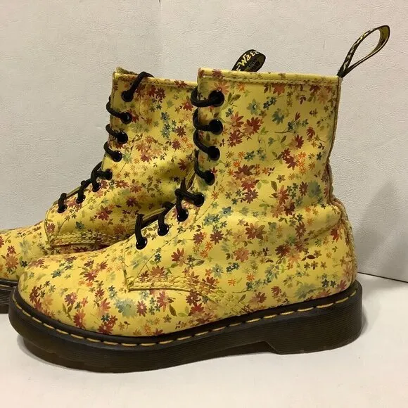 Women's Dr. Doc Martens Air Wair Yellow Floral Leather Combat Boots Size 7 1460W