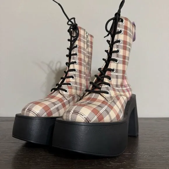 Women’s Larroude Olivia Patent Leather Platform Boot Size 8 Carmel Plaid