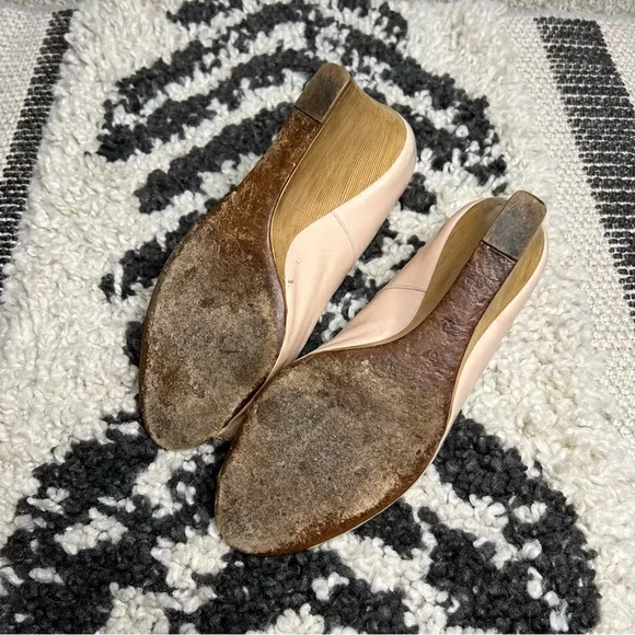 Women’s TOD’S Nude Open Toe Wedges Size 37