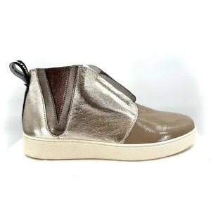 Women's Vaddia NIB Aust Sneaker Mix Taupe Shoes 39/8.5