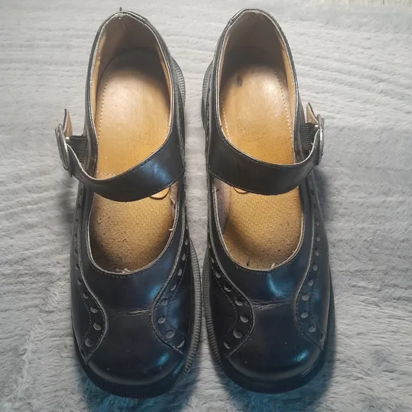 Womens Vintage 90s 8037 Doc Martens Black Mary Jane Shoes