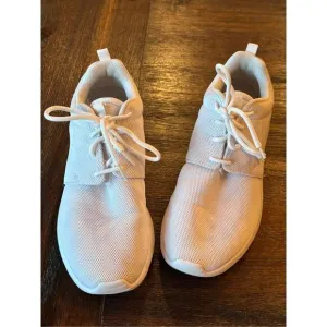 Women’s Nike Roshe One Shoes