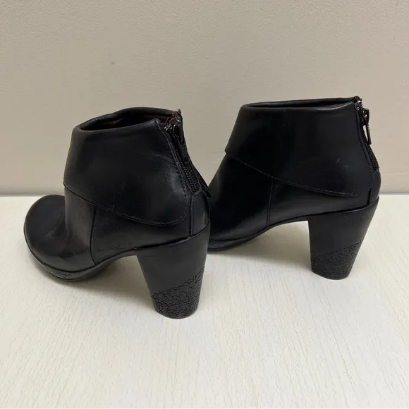 Wonders of Spain Black Comfort Round Toe Bootie Boots Size 36