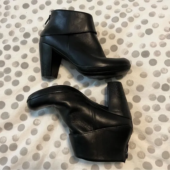 Wonders of Spain Black Comfort Round Toe Bootie Boots Size 36
