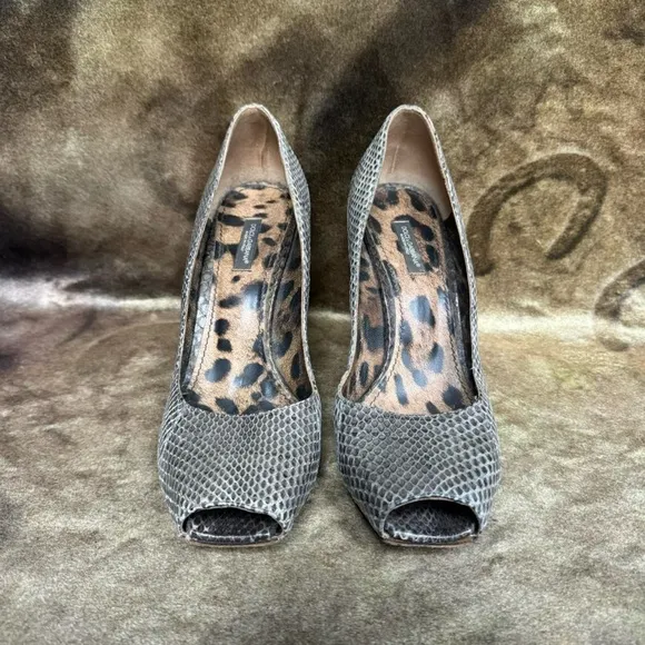 Y2K dolce and Gabbana gray snake print peep toe wedges size 39.5