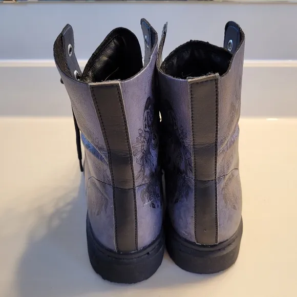 Yes We Vibe Bohemian Wolf Lace-up Combat Boots US Men's 10 / Women's 11.5 Gray