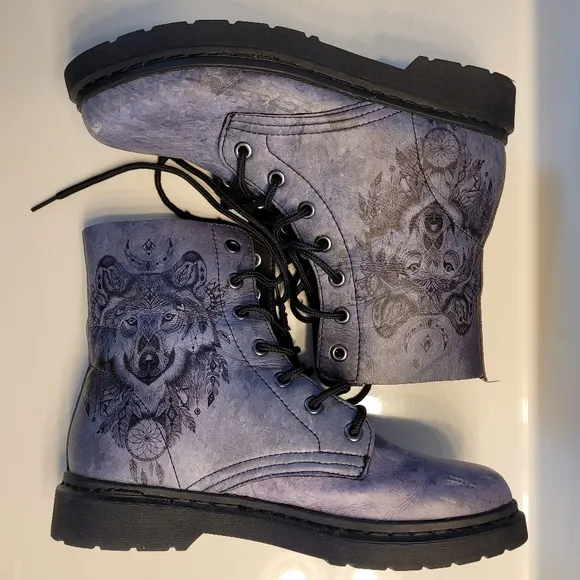 Yes We Vibe Bohemian Wolf Lace-up Combat Boots US Men's 10 / Women's 11.5 Gray