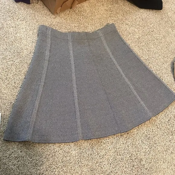 Zara Basic Gray knit A-Line Textured Paneled mini Skirt - elastic waistband