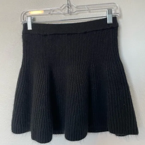 Zara Black knit sweater mini flowy skirt