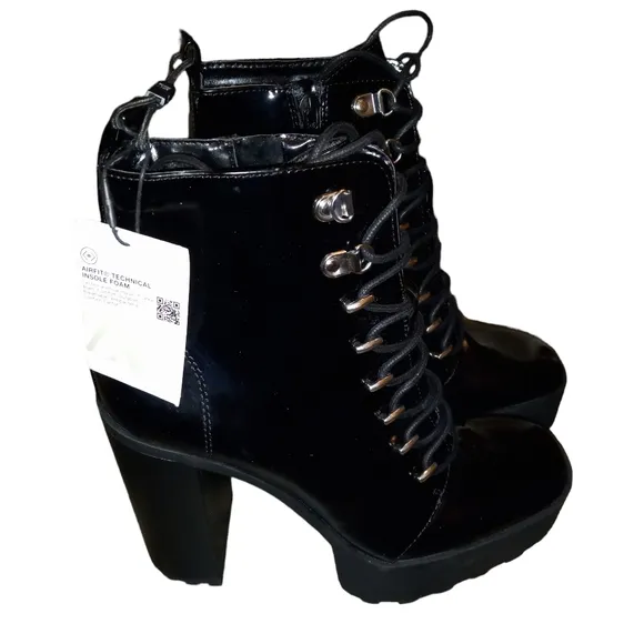 Zara chunky black lace up heels size 39