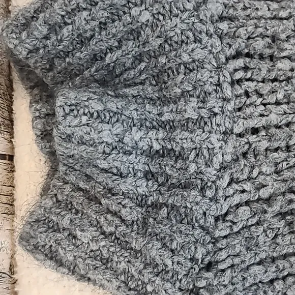 Zara Chunky Knit Italian Yarn Long Sleeve Turtleneck Sweater in Gray