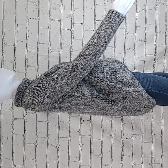 Zara Chunky Knit Italian Yarn Long Sleeve Turtleneck Sweater in Gray