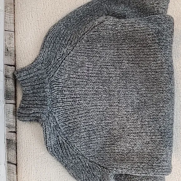 Zara Chunky Knit Italian Yarn Long Sleeve Turtleneck Sweater in Gray