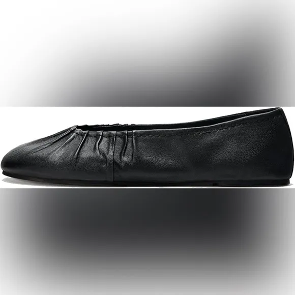 Zara NWOT black ruched pleated ballerina round toe flats