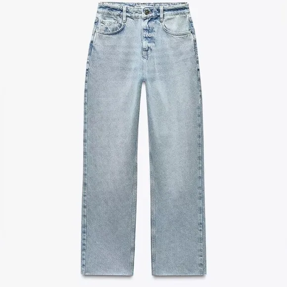Zara NWOT high rise straight leg light blue denim jeans (perfect stretch)