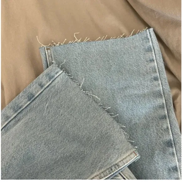Zara NWOT high rise straight leg light blue denim jeans (perfect stretch)