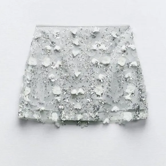Zara NWT bloggers silver sequin embellished 3D flower sparkly mini skirt