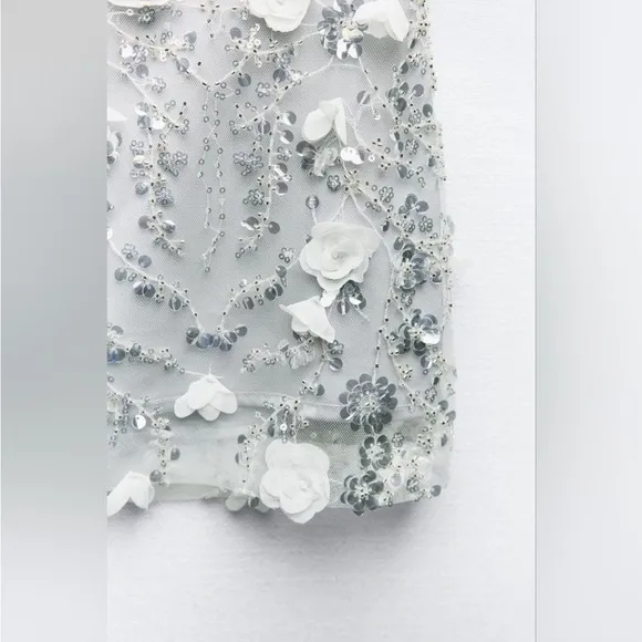 Zara NWT bloggers silver sequin embellished 3D flower sparkly mini skirt