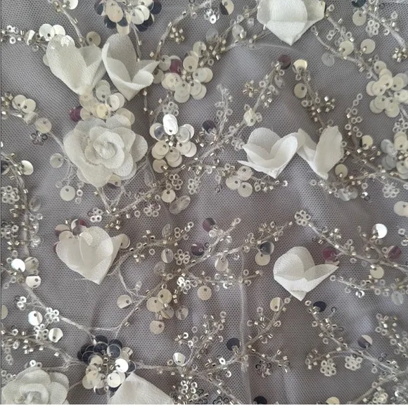 Zara NWT bloggers silver sequin embellished 3D flower sparkly mini skirt